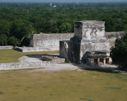 2002 Mexiko - Guatemala - Belize &raquo; Chichen_Itza