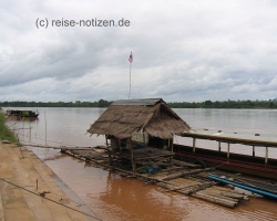 2004 Thailand &raquo; Mekong_Phimai_PKW